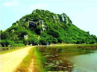 Hình ảnh Núi Đá Dựng - 2