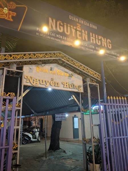 Quán ăn Gia Đình Nguyễn Hưng