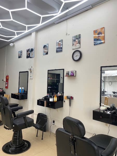 Hình ảnh cắt tóc nam Hoang Huy - 4