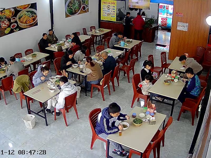 PHỞ GÀ ĐỒI TUYẾN HUYỀN