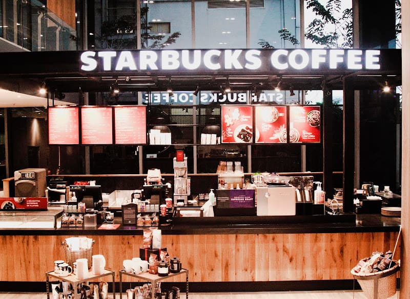 Ảnh bìa Starbucks IBIS