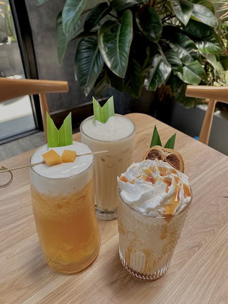 Hình ảnh T.O.P Cafe & Eatery - 4