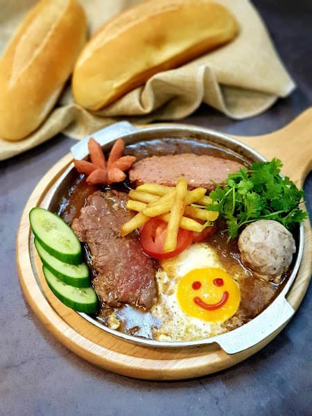 Hình ảnh LONG TEA -TRÀ SỮA - ĂN VẶT - CƠM NIÊU - 4