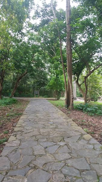 Hình ảnh Lăng mộ bà Ngô Thị Ngọc Dao - 3