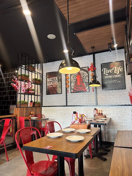 Hình ảnh Pizza Hut Nguyễn Duy Trinh - 3