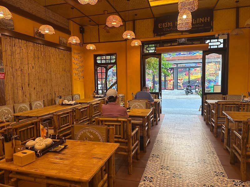 Hình ảnh Cơm Nhà Linh - Vietnamese restaurant - 3