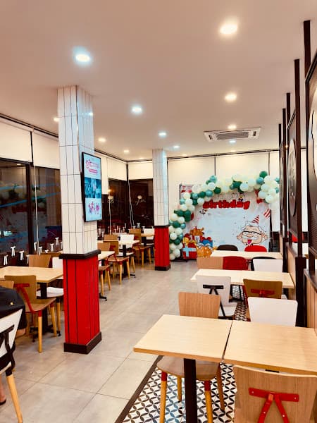 Hình ảnh KFC Đường Đồng Đen TP Hồ Chí Minh - 4