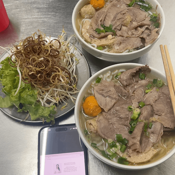 Bún Bò Huế Hương Giang