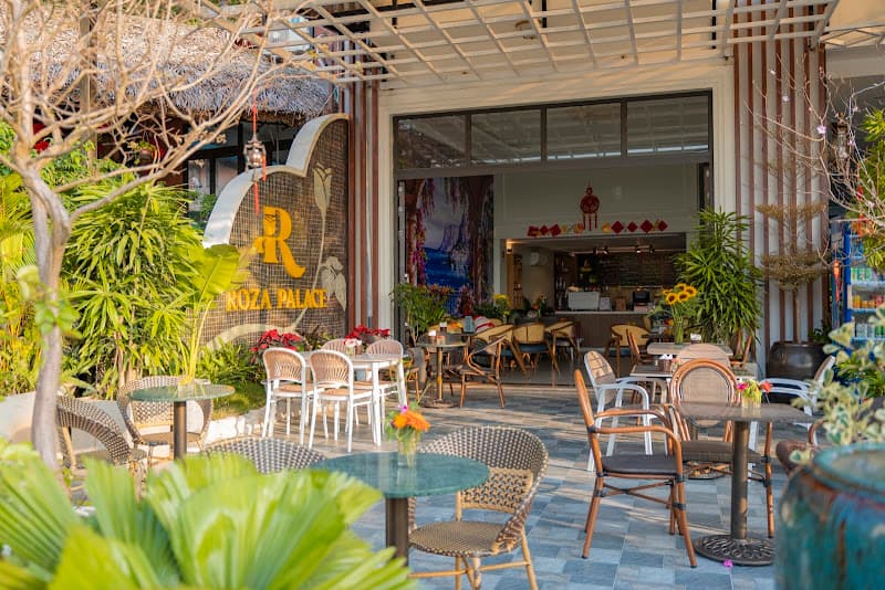 Hình ảnh Nhà hàng Roza Cát Bà – Swimming Pool/ Rooftop & Sky bar - 6