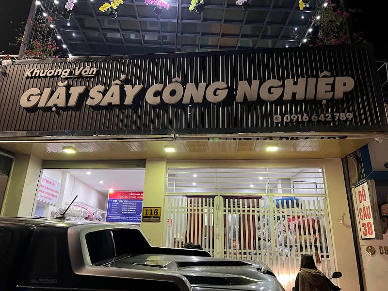 Hình ảnh Giặt là Khương Vân - 3