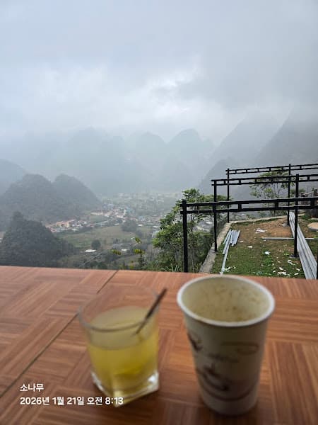 Hình ảnh Đá sống ảo lũng hồ - 2