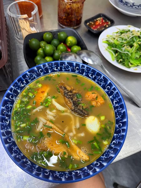 Hình ảnh Bánh canh cá lóc Huế - 3