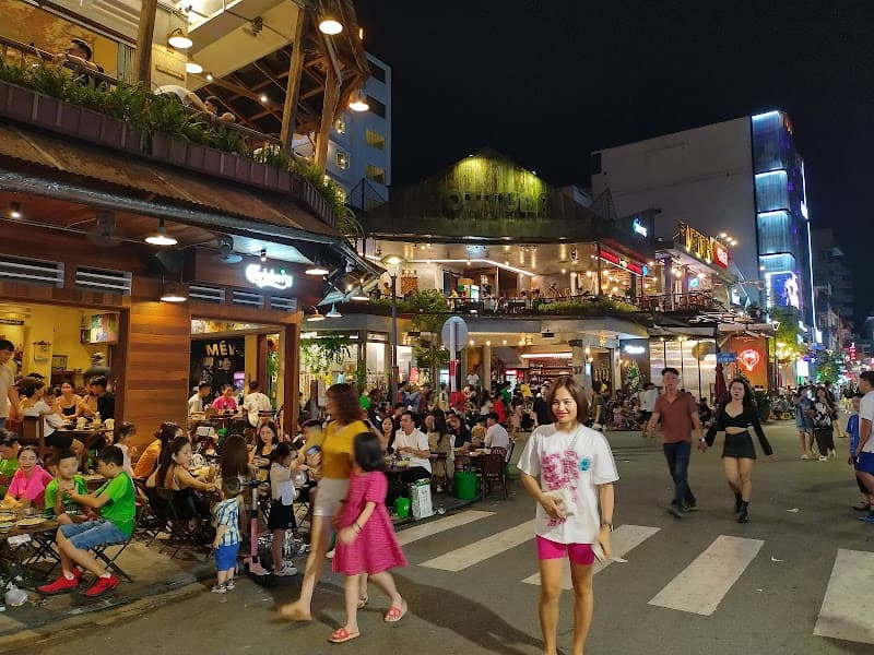 Hình ảnh Đường đi bộ Huế - 2