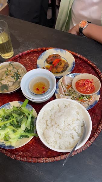 Hình ảnh Nhà Nâu - Cơm nhà trà hoa - 3