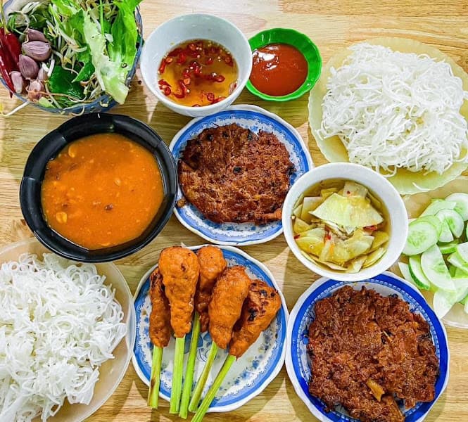 Hình ảnh BÚN CHẢ NƯỚNG BÀ HAI HUẾ (GỐC) - 4