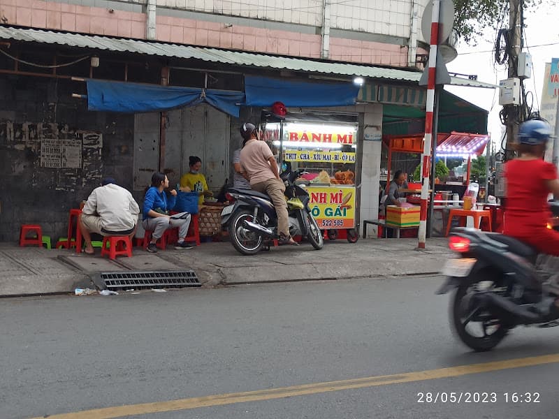Hình ảnh Bánh mì 3 cô gái - 2