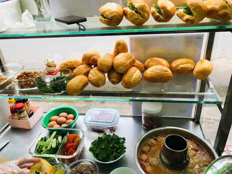 Hình ảnh Bánh mì bì - xíu mại TAKI - 4