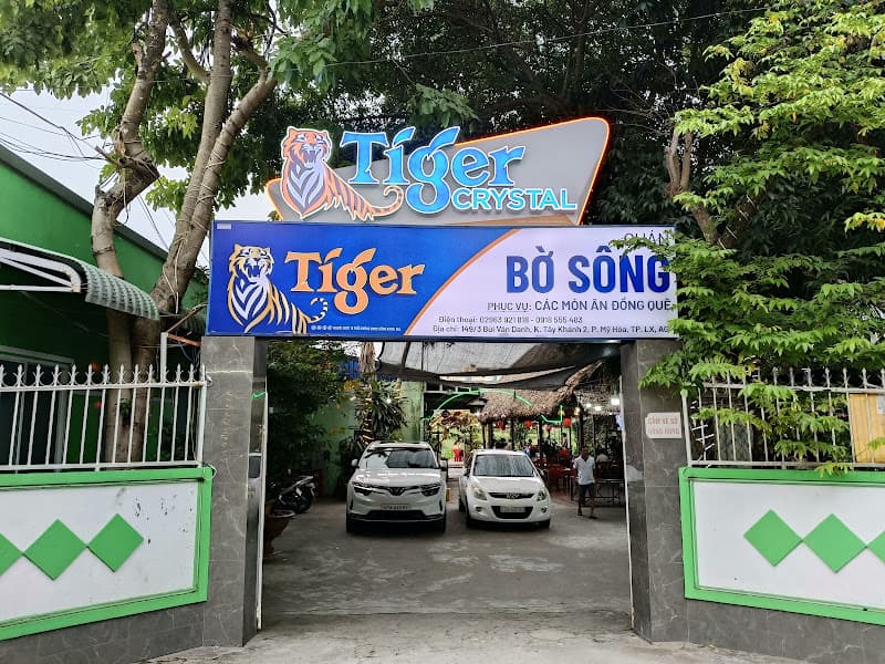 Quán Bờ Sông