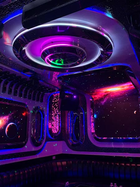 Hình ảnh Karaoke DuBai - 2