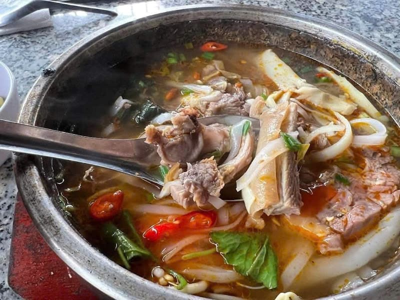 Hình ảnh Phở - Lươn Thố Đá 300⁰/c - 3