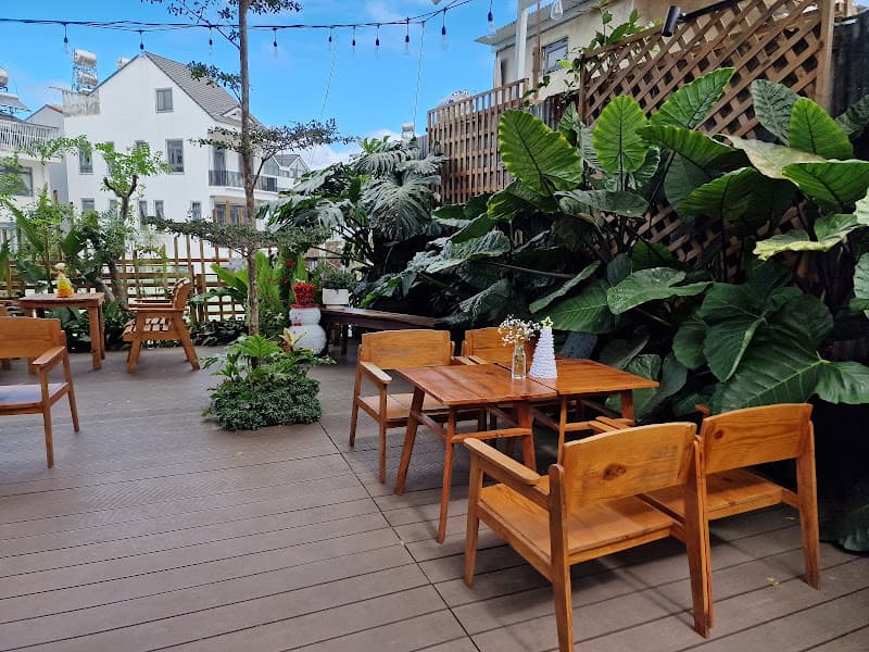 the folly coffee house