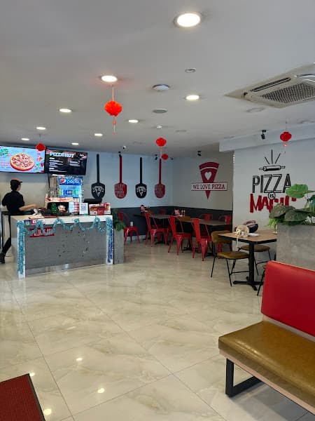 Pizza Hut Huỳnh Tấn Phát D7