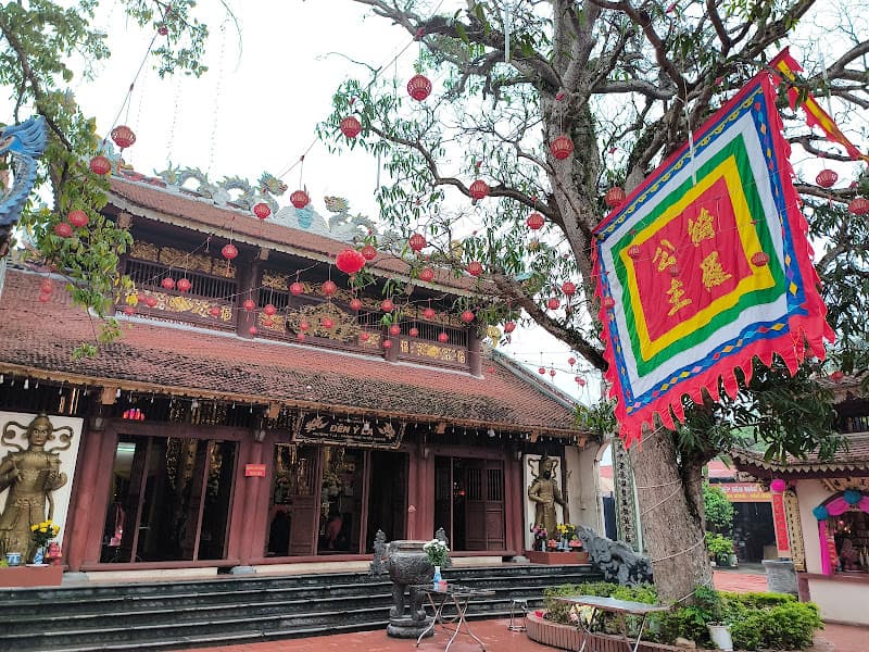 Ảnh bìa Đền Ỷ La