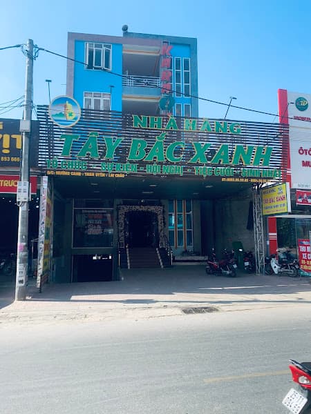 Ảnh bìa Nhà hàng tây bắc xanh than Uyên