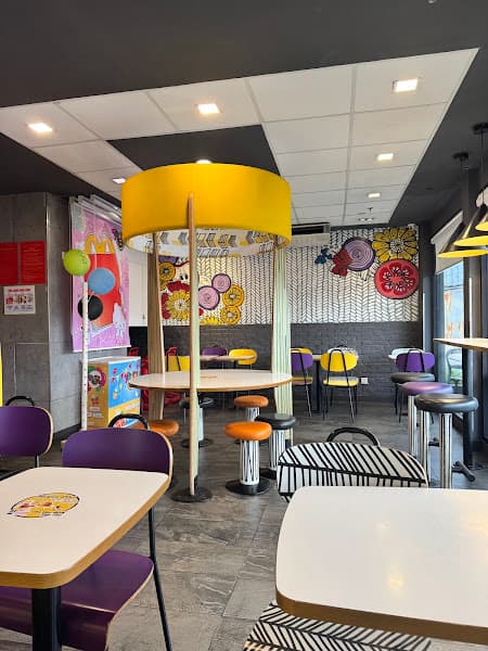 Hình ảnh McDonald's Centre Mall - 3
