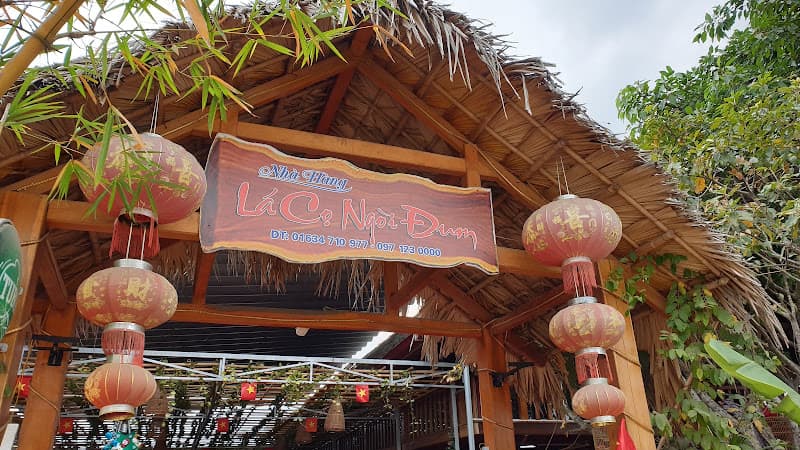 Hình ảnh Nhà hàng lá cọ ngòi đum - 3