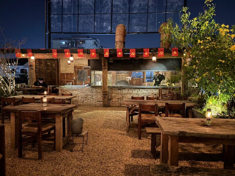 Hình ảnh Trên Tầng Thượng - 6