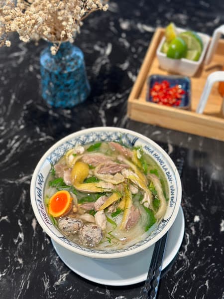 Hình ảnh Nhà Hàng La Bàn Quảng Yên - 3