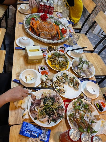 Hình ảnh Nhà Hàng Hải Sản Long Trọc - 3