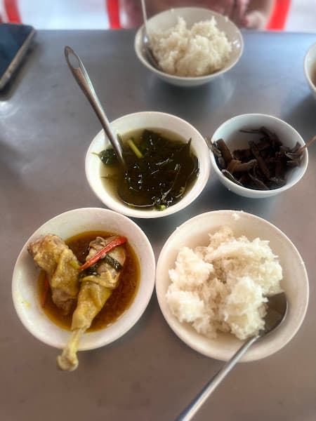 Hình ảnh Quán Gà Chỉ Tuấn Béo - 3