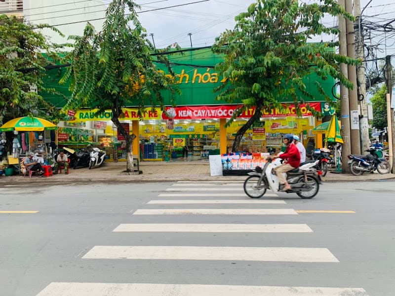 Siêu thị Bách hóa XANH Đường Nguyễn Huệ (QL30)