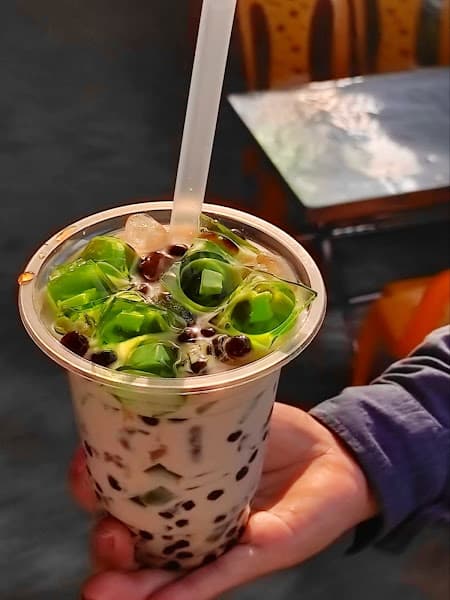 Trà sữa & Đồ ăn vặt Cô Hiền