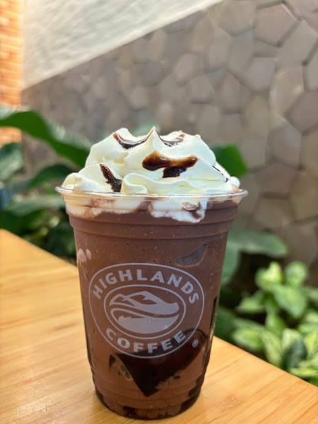 Hình ảnh Highlands Coffee Le Huan Hue - 2