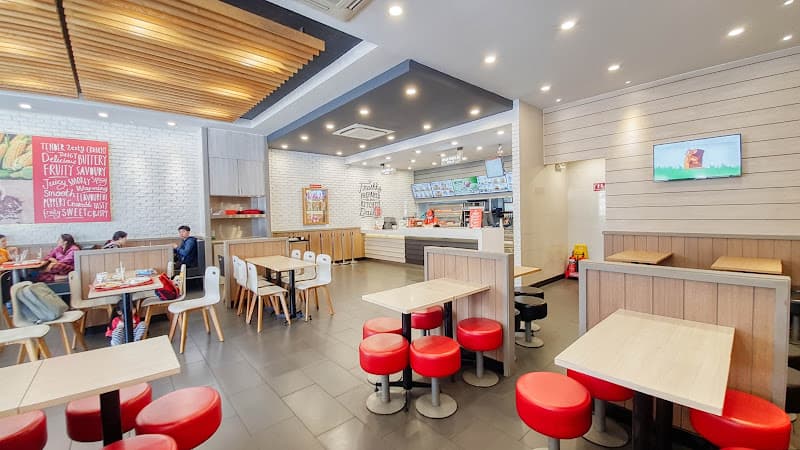 KFC Nguyễn Ảnh Thủ