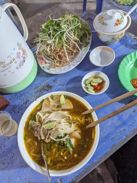 Hình ảnh Bún bò huế Hai Cây Me - 3