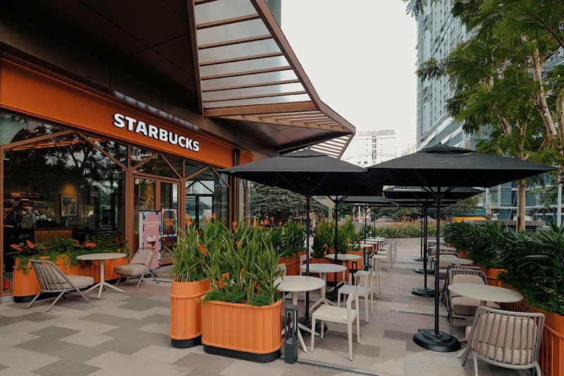 Starbucks Q2 Terrace