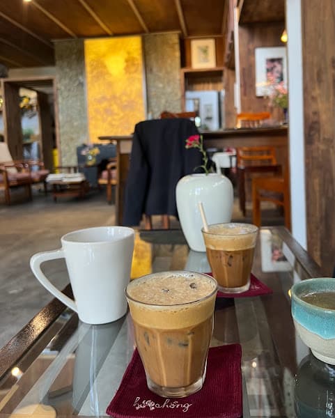 Hình ảnh Tiệm cà phê Hoa hồng - 4
