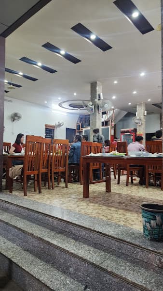 Hình ảnh Nhà Hàng Đồng Khởi - Cơm Tám - Lẩu - Nướng Không Khói - 3