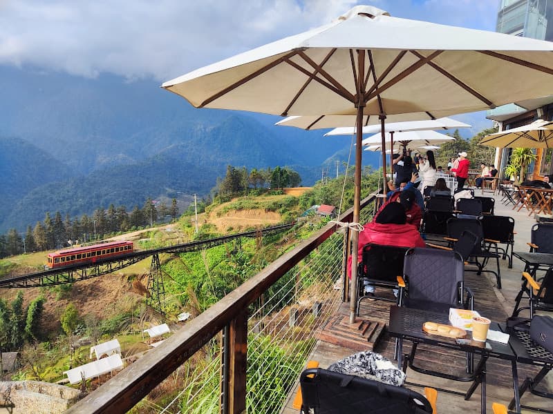 Viettrekking Coffee & Restaurant