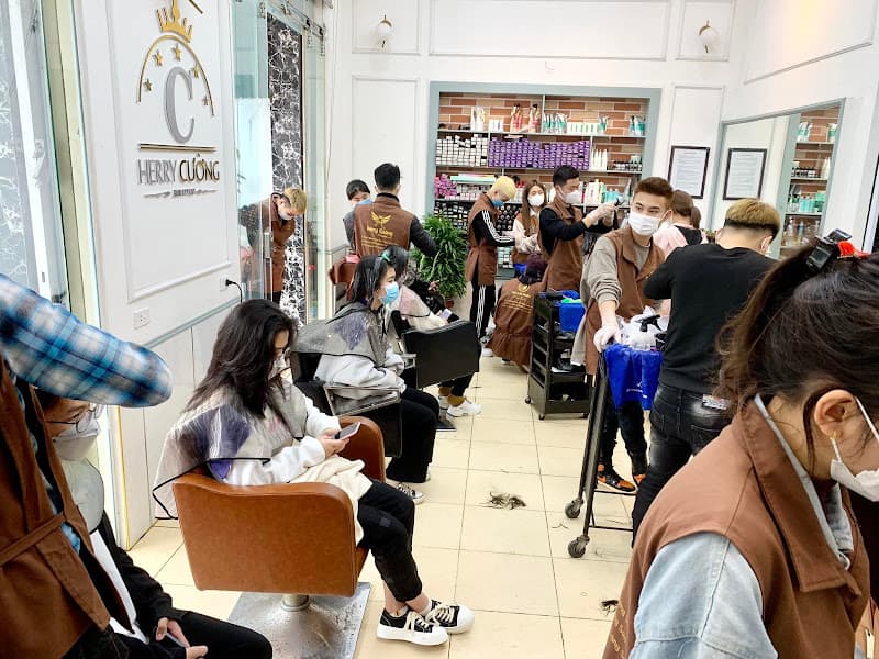 Hình ảnh Salon tóc Herry Cường - 4