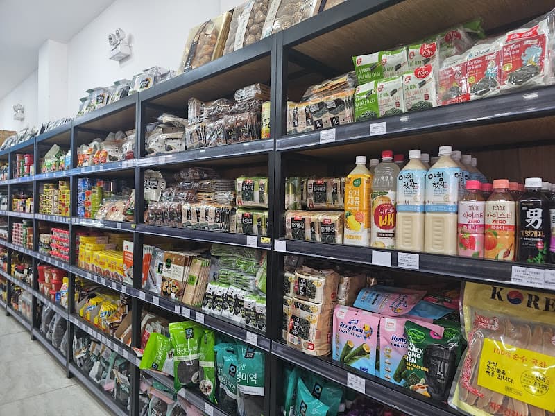 Hình ảnh Qnc Mart - 3