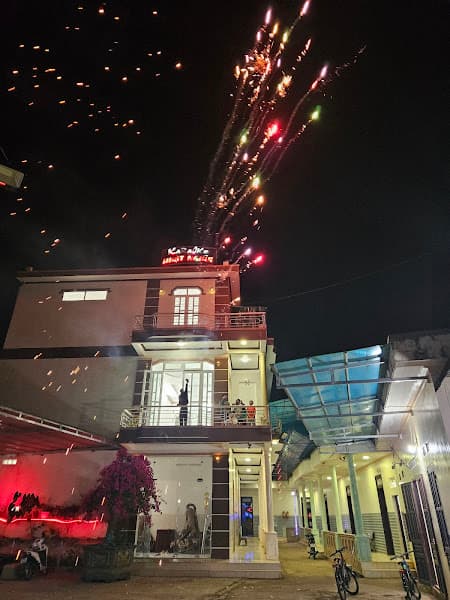 Hình ảnh Karaoke Nhật Nghĩa - 7