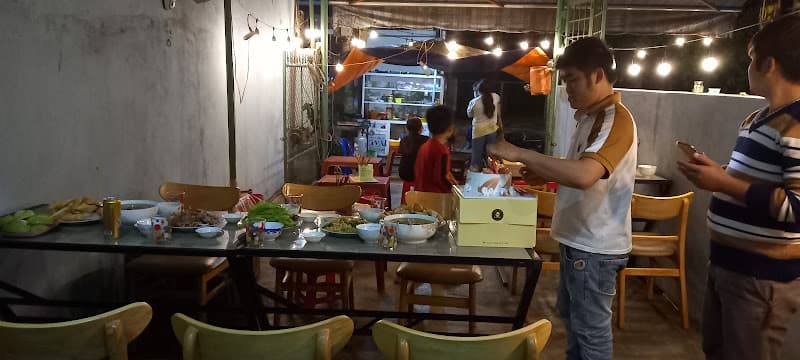 Đại lý thức ăn gia súc khoa hằng