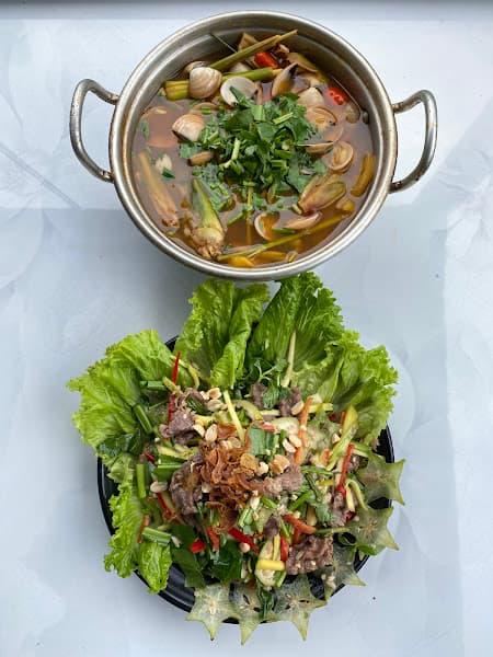 Ảnh bìa Già Quán