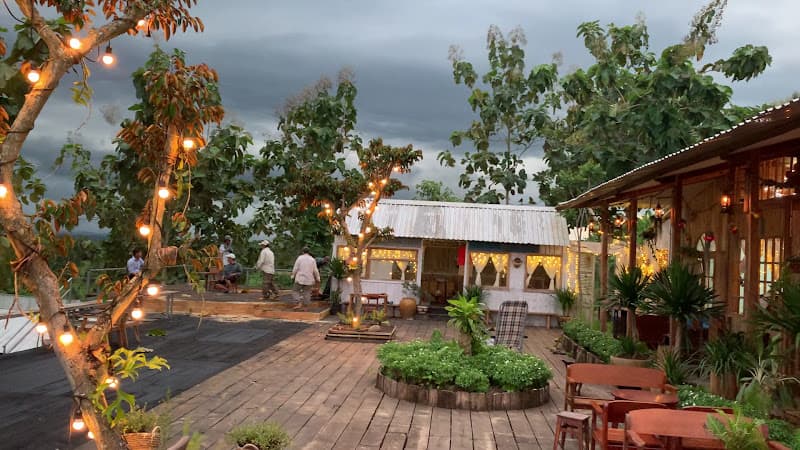 Hình ảnh Nhà Bên Đồi - Nhà hàng & Cafe - 2