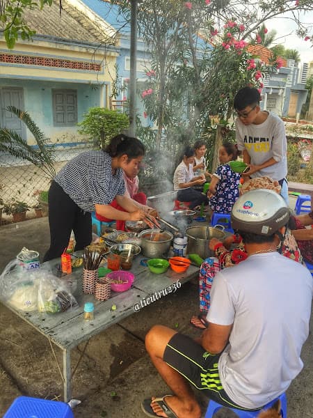 Hình ảnh Bánh căn bánh xèo - 3